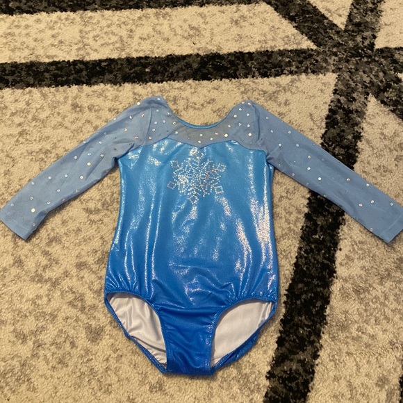 Gymnastics leotard with 3/4 sleeve, child size 7/8 - Picture 2 of 5